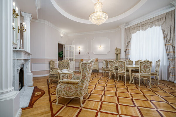 Продам многокомнатную квартиру, Каменноостровский пр-кт, 26-28, Санкт-Петербург г