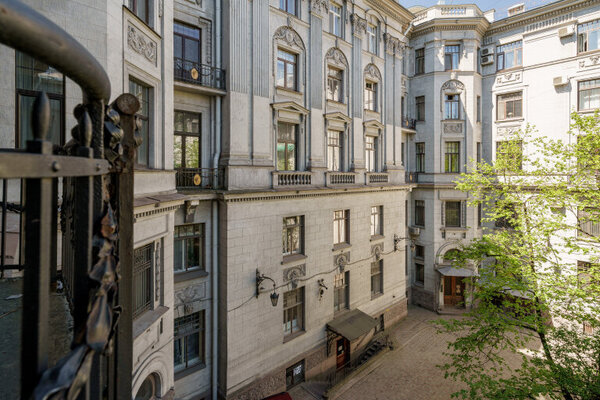 Продам многокомнатную квартиру, Каменноостровский пр-кт, 26-28, Санкт-Петербург г
