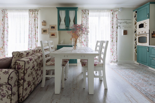 Продам двухкомнатную (2-комн.) квартиру, Счастливая ул, 21, Холмогоровка п