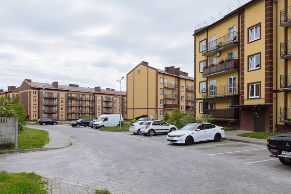 Продам двухкомнатную (2-комн.) квартиру, Счастливая ул, 21, Холмогоровка п