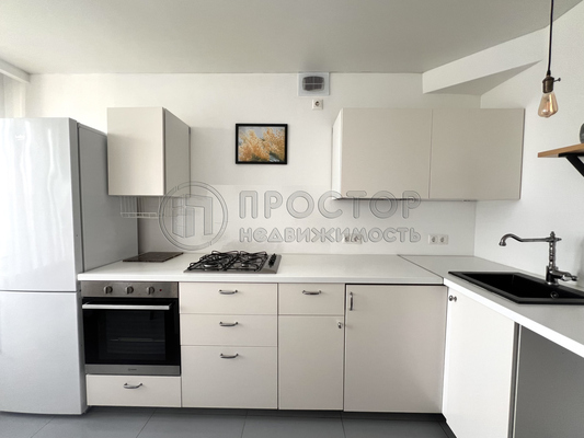 Продам однокомнатную (1-комн.) квартиру, Богданова ул, 12, Москва г