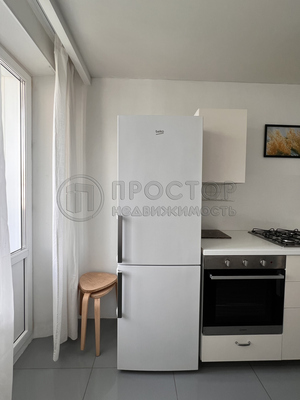 Продам однокомнатную (1-комн.) квартиру, Богданова ул, 12, Москва г
