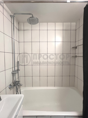 Продам однокомнатную (1-комн.) квартиру, Богданова ул, 12, Москва г