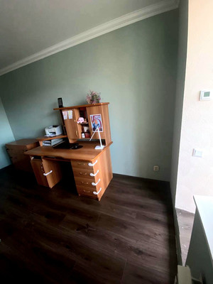 Продам трехкомнатную (3-комн.) квартиру, 9, Островцы д