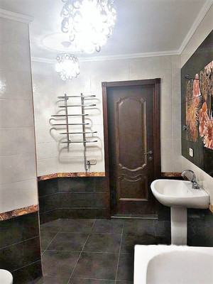 Продам трехкомнатную (3-комн.) квартиру, 9, Островцы д