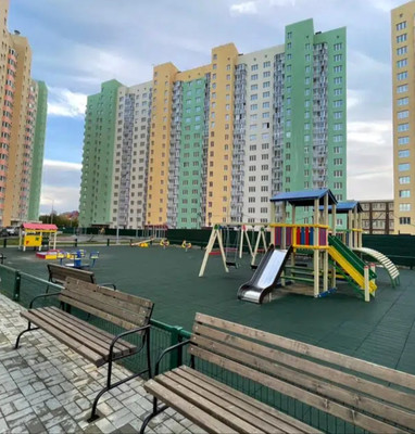 Продам однокомнатную (1-комн.) квартиру, летчика Волчкова (Новые Островцы мкр) ул, 2, Островцы д