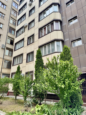 Продам двухкомнатную (2-комн.) квартиру, Ахохова ул, 190А, Нальчик г
