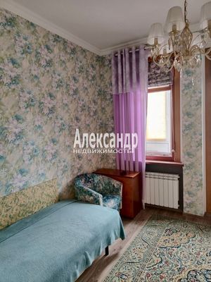 Продам двухкомнатную (2-комн.) квартиру, Новочеркасский пр-кт, 61, Санкт-Петербург г