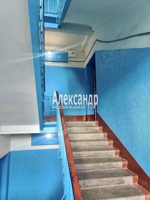 Продам двухкомнатную (2-комн.) квартиру, Новочеркасский пр-кт, 61, Санкт-Петербург г