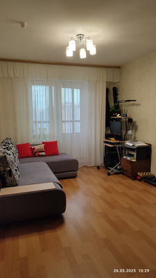 Продам двухкомнатную (2-комн.) квартиру, Заречная ул, 37А, Парголово п