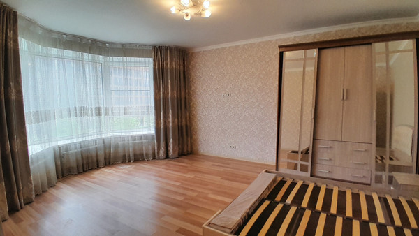 Продам двухкомнатную (2-комн.) квартиру, Донецкая ул, 30к2, Москва г