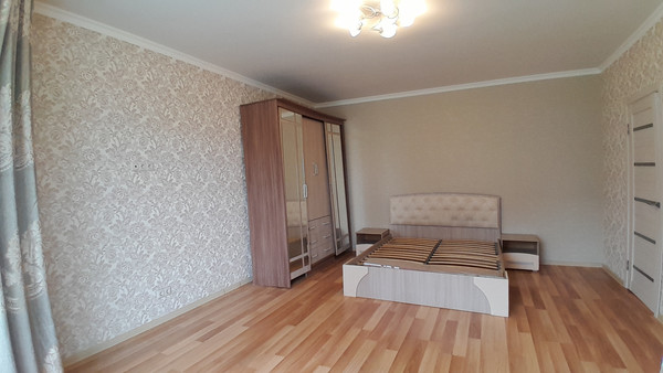 Продам двухкомнатную (2-комн.) квартиру, Донецкая ул, 30к2, Москва г