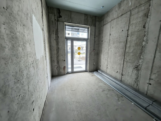 Сдам торговое помещение 86,3 м2, Пахомовская ул, , 25с1, Санкт-Петербург г