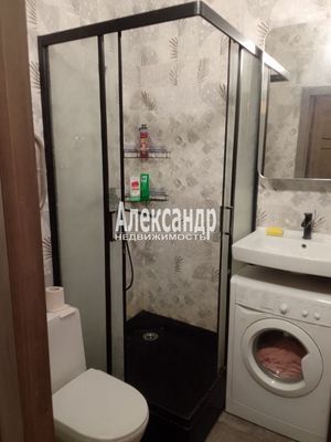 Продам однокомнатную (1-комн.) квартиру, Кутышева ул, 9к2, Малое Верево д
