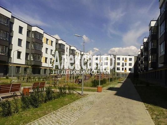 Продам однокомнатную (1-комн.) квартиру, Кутышева ул, 9к2, Малое Верево д