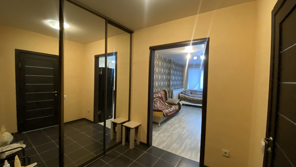 Продам однокомнатную (1-комн.) квартиру, Таганрогская ул, 132к3, Ростов-на-Дону г