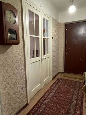 Продам двухкомнатную (2-комн.) квартиру, Комсомольская ул, 30, Киров г