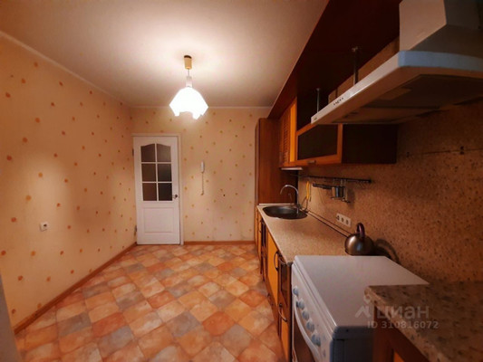 Продам трехкомнатную (3-комн.) квартиру, Ленина пр-кт, 105кВ, Ростов-на-Дону г