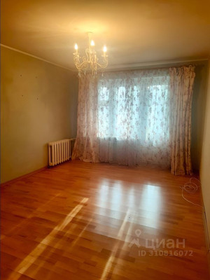 Продам трехкомнатную (3-комн.) квартиру, Ленина пр-кт, 105кВ, Ростов-на-Дону г