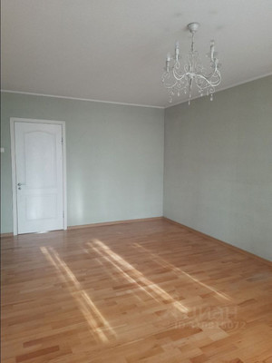 Продам трехкомнатную (3-комн.) квартиру, Ленина пр-кт, 105кВ, Ростов-на-Дону г