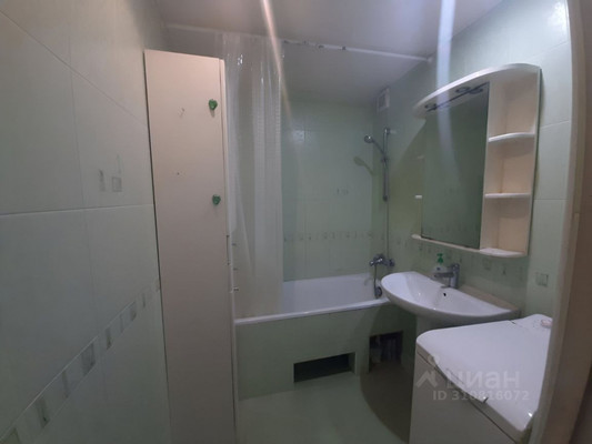 Продам трехкомнатную (3-комн.) квартиру, Ленина пр-кт, 105кВ, Ростов-на-Дону г