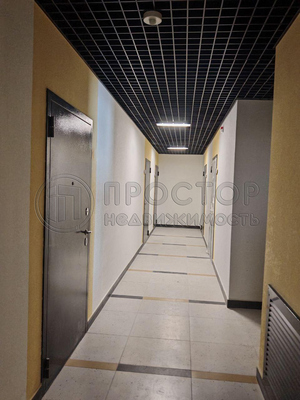 Продам однокомнатную (1-комн.) квартиру, Александровская ул, 4, Петрово-Дальнее с