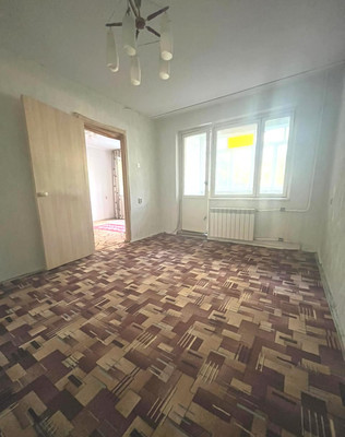 Продам трехкомнатную (3-комн.) квартиру, Коммунистическая ул, 7, Раменское г