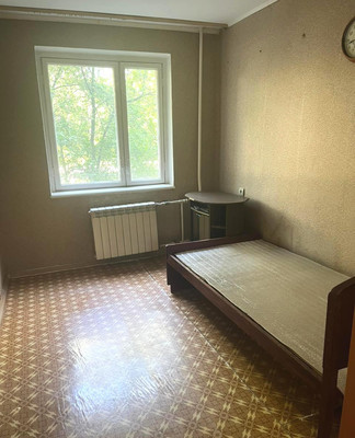 Продам трехкомнатную (3-комн.) квартиру, Коммунистическая ул, 7, Раменское г