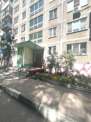 Продам трехкомнатную (3-комн.) квартиру, Коммунистическая ул, 7, Раменское г