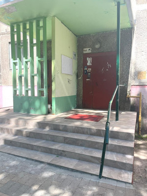 Продам трехкомнатную (3-комн.) квартиру, Коммунистическая ул, 7, Раменское г