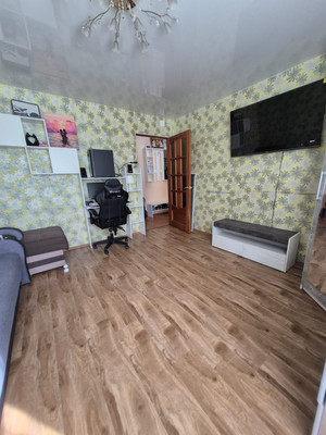 Продам трехкомнатную (3-комн.) квартиру, Зари ул, 16, Нижний Тагил г