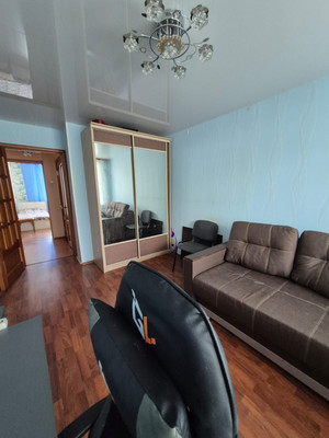 Продам трехкомнатную (3-комн.) квартиру, Зари ул, 16, Нижний Тагил г