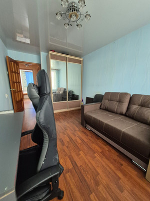 Продам трехкомнатную (3-комн.) квартиру, Зари ул, 16, Нижний Тагил г