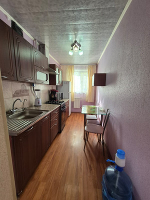 Продам трехкомнатную (3-комн.) квартиру, Зари ул, 16, Нижний Тагил г