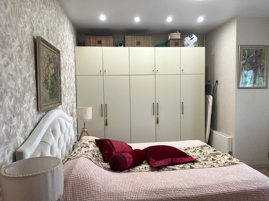Продам двухкомнатную (2-комн.) квартиру, Южная ул, 19, Новороссийск г