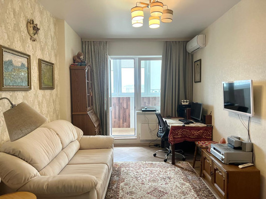 Продам двухкомнатную (2-комн.) квартиру, Южная ул, 19, Новороссийск г