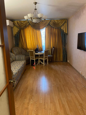 Продам двухкомнатную (2-комн.) квартиру, Назаровская ул, 5/8, Люберцы г