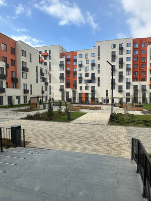 Продам однокомнатную (1-комн.) квартиру, Александра Суворова пр-кт, 15к9, Симферополь г