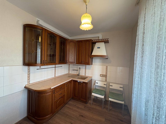 Продам однокомнатную (1-комн.) квартиру, Татьяны Макаровой ул, 10, Москва г