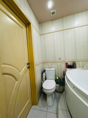 Продам трехкомнатную (3-комн.) квартиру, им. Достоевского ул, 84к1, Краснодар г
