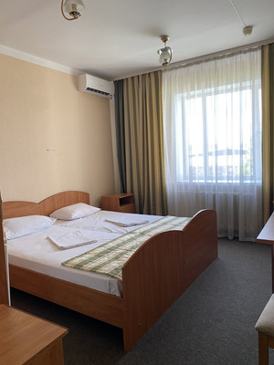 Сдам коммерческое помещение 1 400 м2, Остужева ул, 47, Воронеж г