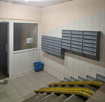Продам трехкомнатную (3-комн.) квартиру, Тёплый Стан ул, 12к4, Москва г
