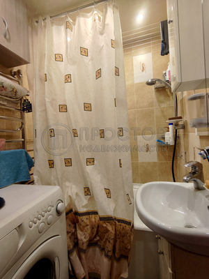Продам двухкомнатную (2-комн.) квартиру, Академика Варги ул, 28, Москва г