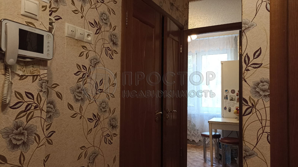 Продам трехкомнатную (3-комн.) квартиру, Конёнкова ул, 21А, Москва г