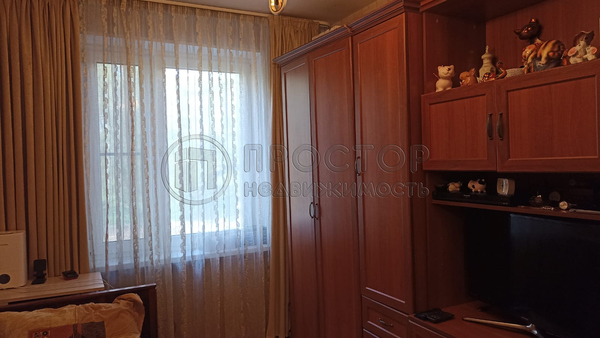 Продам трехкомнатную (3-комн.) квартиру, Конёнкова ул, 21А, Москва г