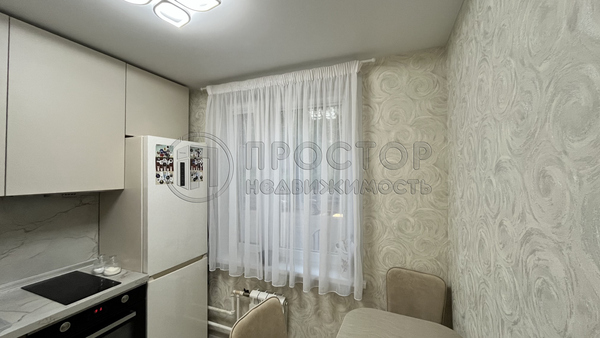 Продам двухкомнатную (2-комн.) квартиру, Ореховый б-р, 51, Москва г