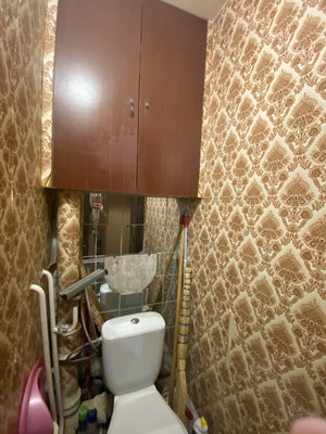 Продам трехкомнатную (3-комн.) квартиру, Маршала Жукова ул, 27, Симферополь г