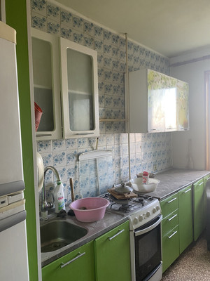 Продам трехкомнатную (3-комн.) квартиру, Маршала Жукова ул, 27, Симферополь г