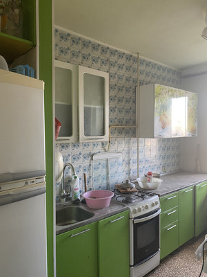 Продам трехкомнатную (3-комн.) квартиру, Маршала Жукова ул, 27, Симферополь г