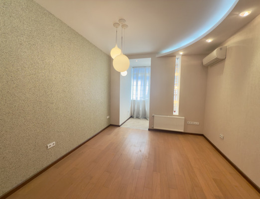 Продам трехкомнатную (3-комн.) квартиру, И.Франко б-р, 6в, Симферополь г